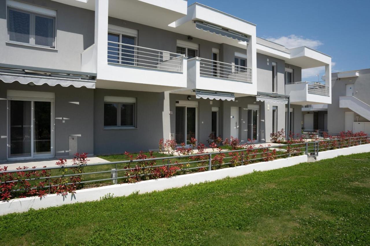 Danai & Palm Residential Complexes Apartment Офринион Екстериор снимка
