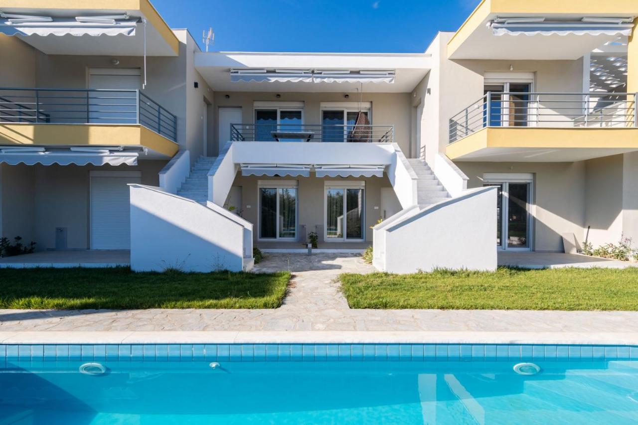 Danai & Palm Residential Complexes Apartment Офринион Екстериор снимка