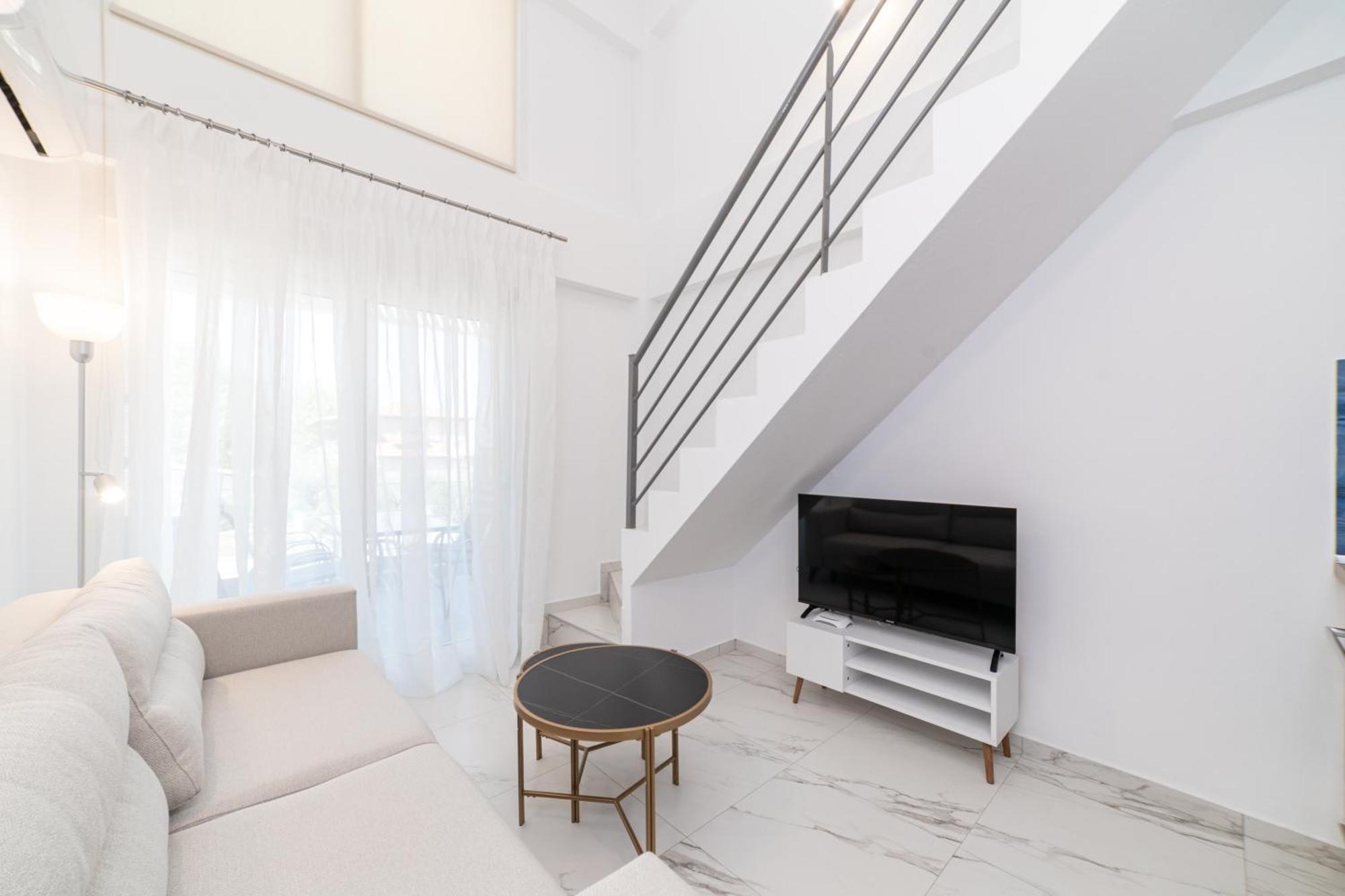 Danai & Palm Residential Complexes Apartment Офринион Екстериор снимка